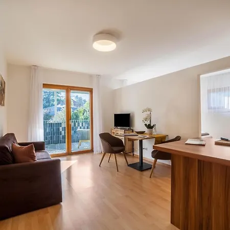 Apartment Ehrenburg 5