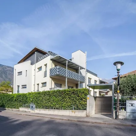 Apartment Ehrenburg 5